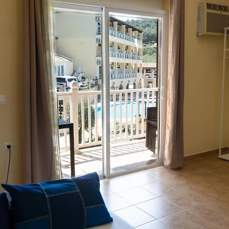 Avra Sunset Sea View 아파트호텔 3*