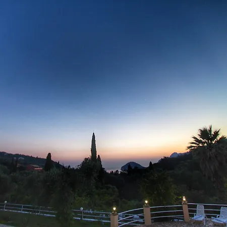 Avra Sunset Sea View 라이아페이즈